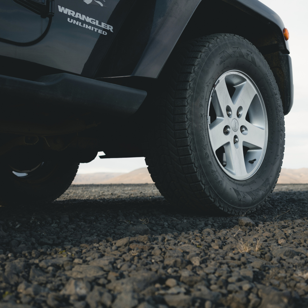 Os pneus são uma parte vital da segurança e desempenho do seu carro, mas também podem lhe dizer muito sobre a condição da sua suspensão e componentes de direção.